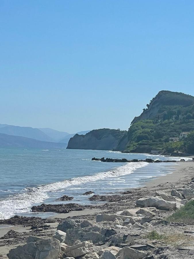 Beautiful Nearby Beach House With Garden, Private Pool And Large Yard Sidárion Buitenkant foto