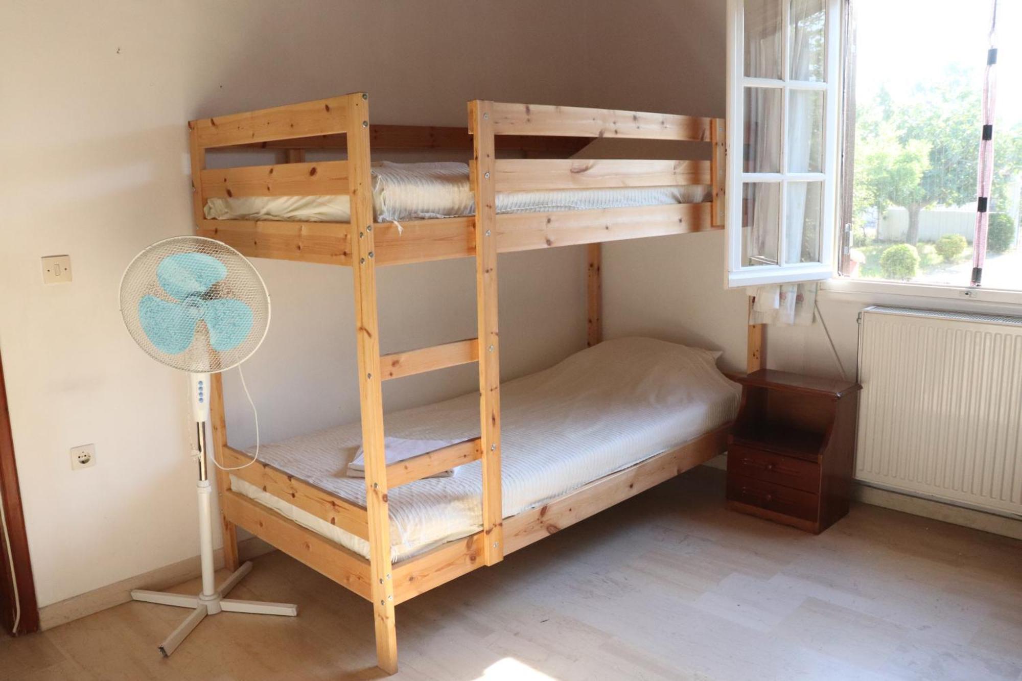 Beautiful Nearby Beach House With Garden, Private Pool And Large Yard Sidárion Buitenkant foto