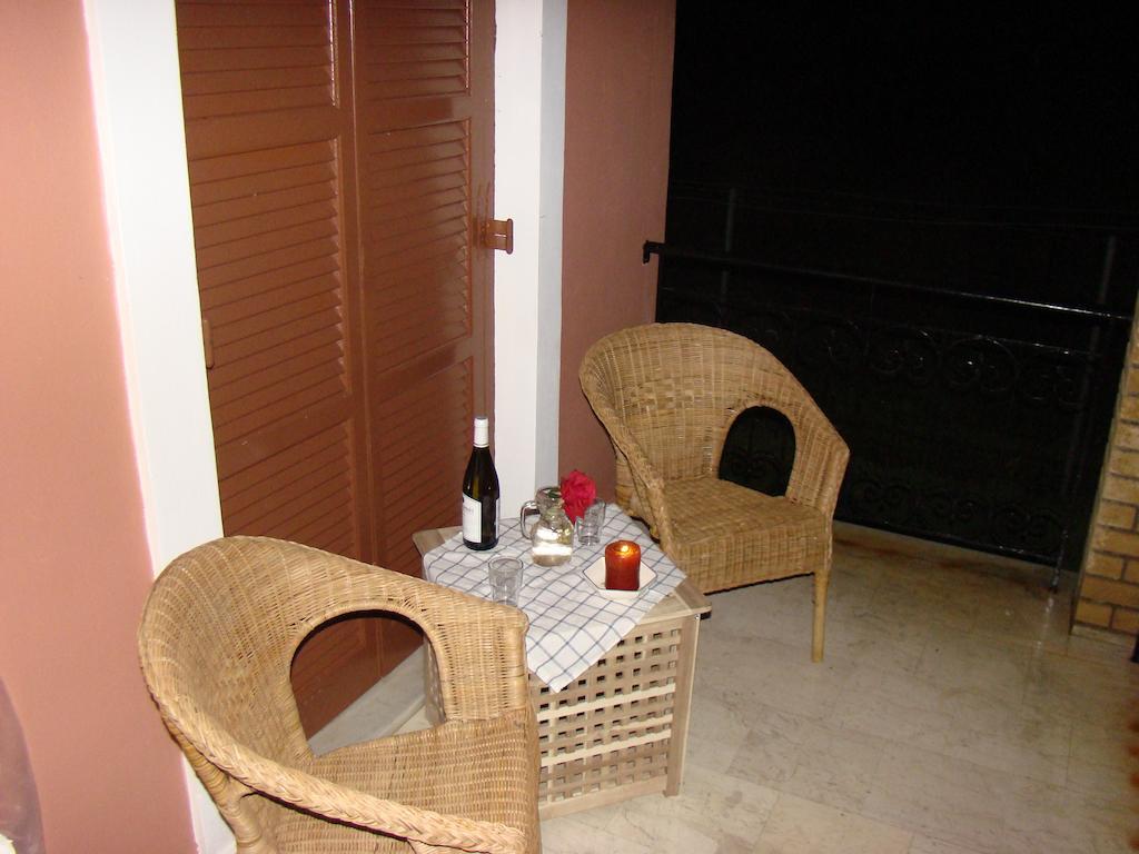 Beautiful Nearby Beach House With Garden, Private Pool And Large Yard Sidárion Kamer foto