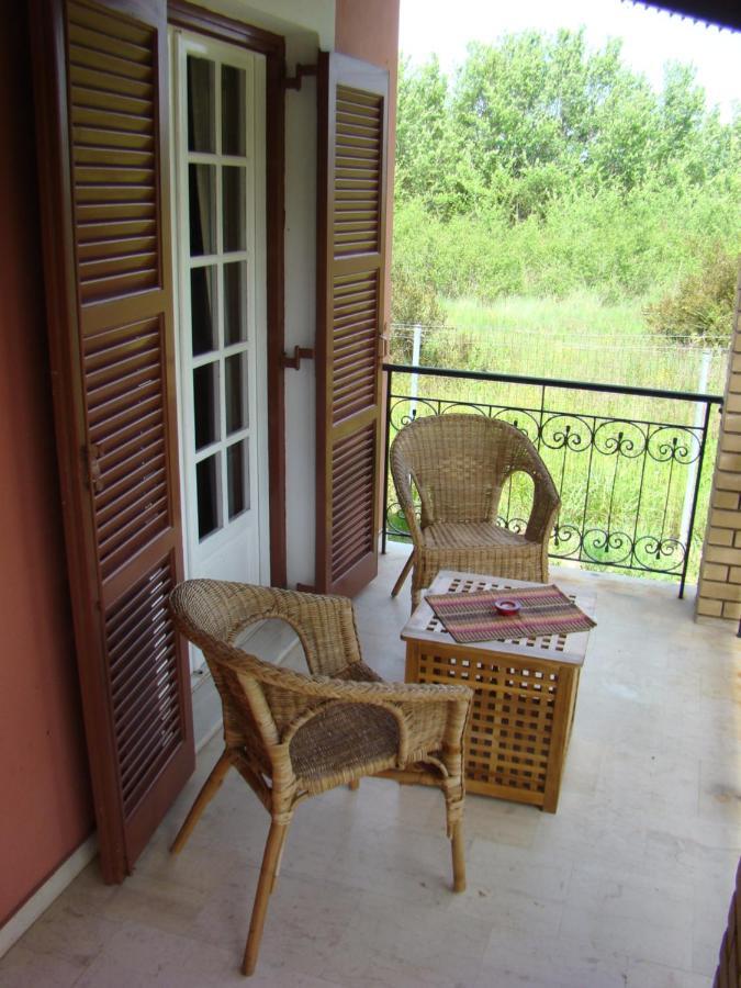 Beautiful Nearby Beach House With Garden, Private Pool And Large Yard Sidárion Kamer foto